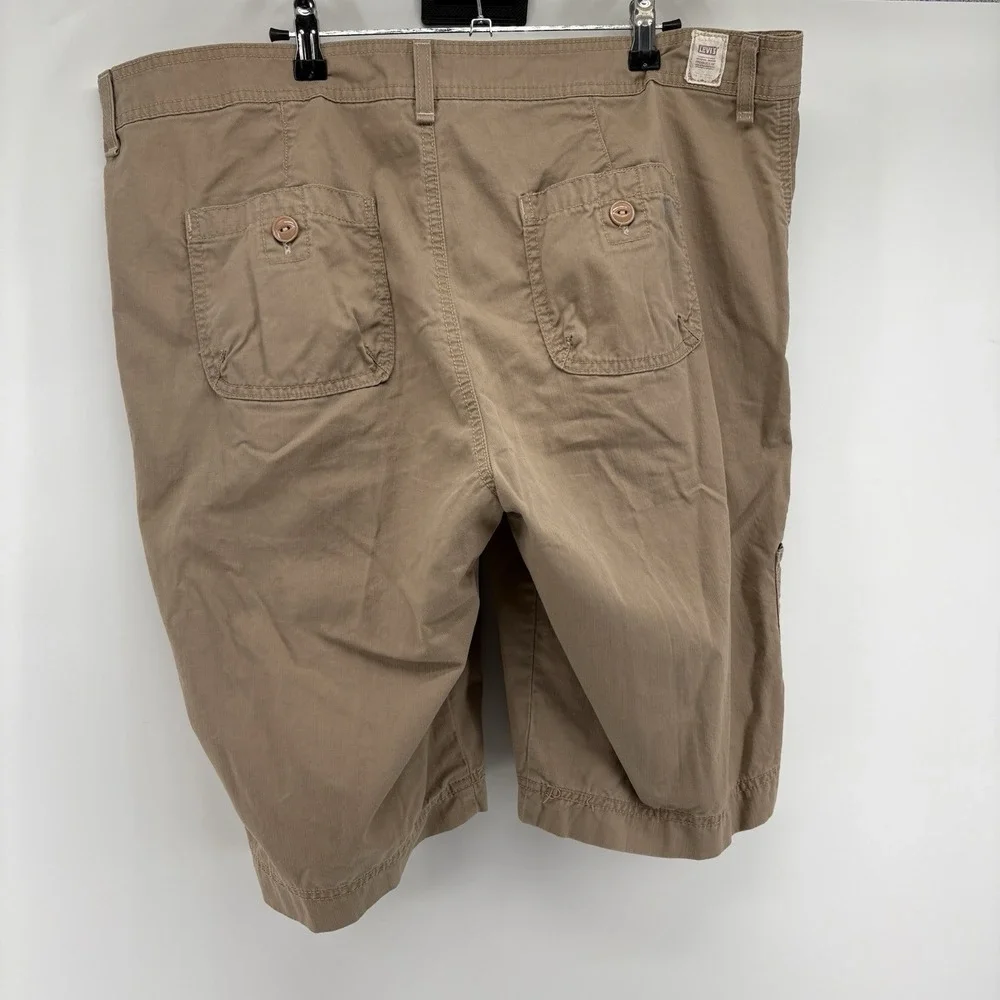 Levi Tab Women's Cargo Shorts Beige‎ Size 20 Large Buttons